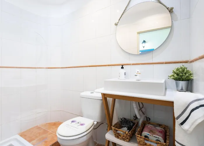 דירה Home2book Charming With Interior Patio